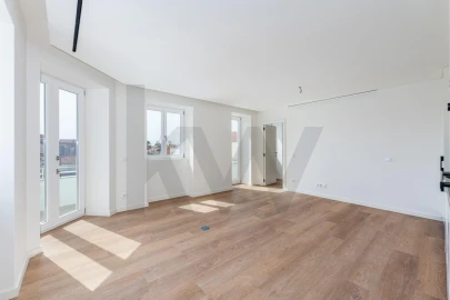 Apartamento T2 para Venda em Subportela, Deocriste e Portela Susã