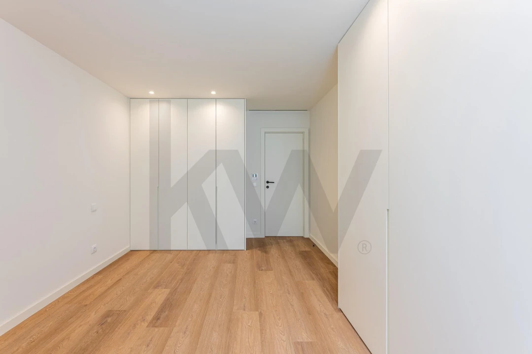 Apartamento T2 para Venda em Subportela, Deocriste e Portela Susã Foto 17