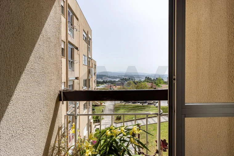 Apartamento T2 para Venda em São João da Madeira Foto 10