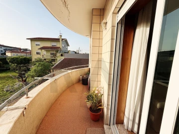 Apartamento T2 para Venda em Loureiro