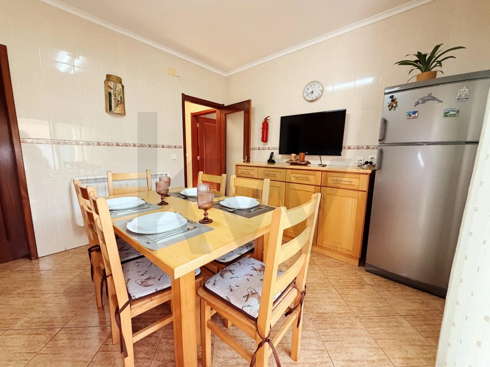 Apartamento T2 para Venda em Loureiro Foto 9