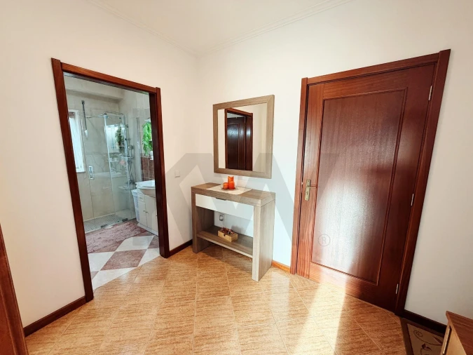 Apartamento T2 para Venda em Loureiro Foto 20