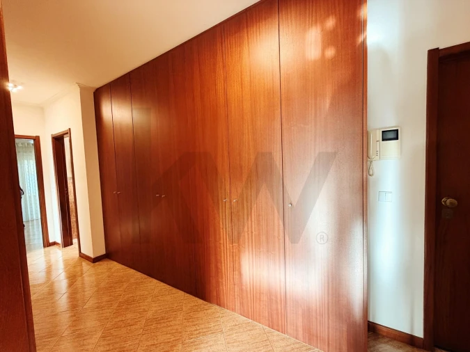 Apartamento T2 para Venda em Loureiro Foto 15