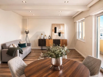 Apartamento T3 para Venda em Benfica