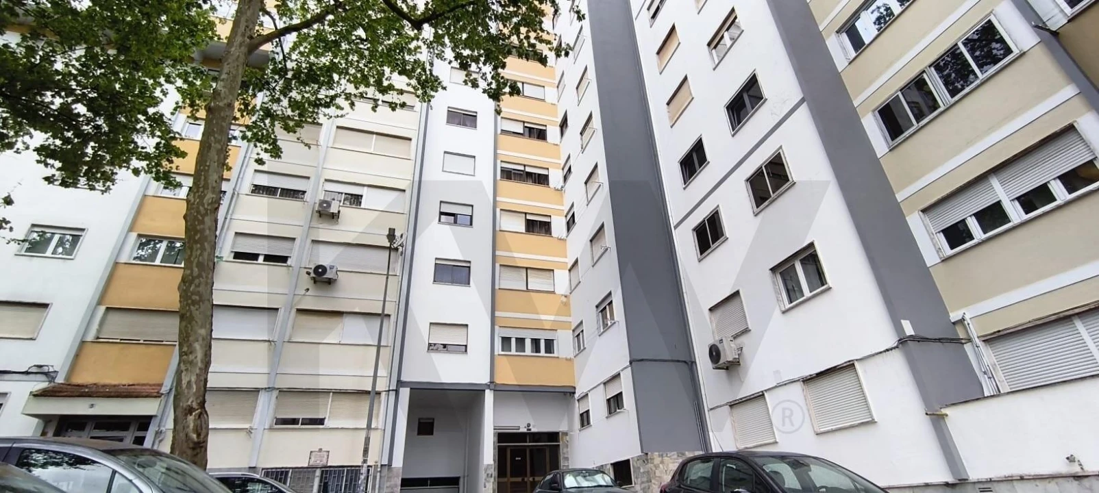 Apartamento T2 para Venda em Massamá e Monte Abraão Foto 1
