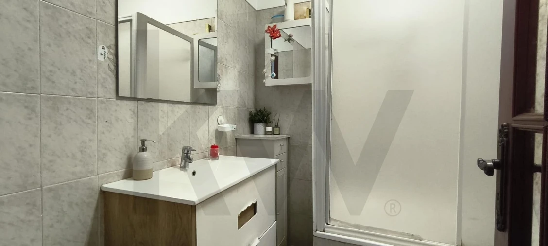 Apartamento T2 para Venda em Massamá e Monte Abraão Foto 25