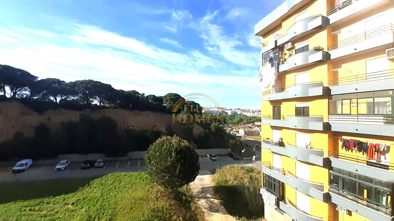 Apartamento T3 para Venda em Laranjeiro e Feijó Foto 30