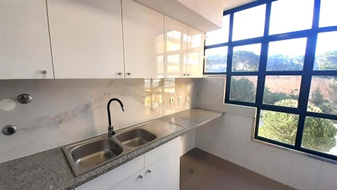 Apartamento T3 para Venda em Laranjeiro e Feijó