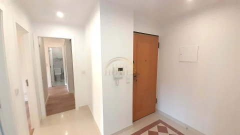 Apartamento T3 para Venda em Laranjeiro e Feijó