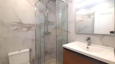 Apartamento T3 para Venda em Laranjeiro e Feijó