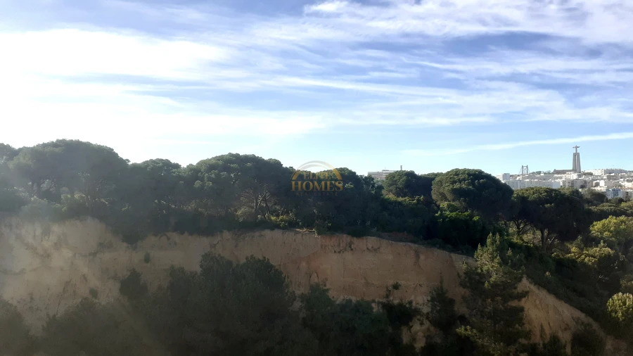 Apartamento T3 para Venda em Laranjeiro e Feijó Foto 51