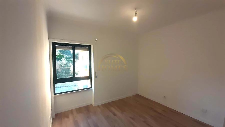 Apartamento T3 para Venda em Laranjeiro e Feijó Foto 8