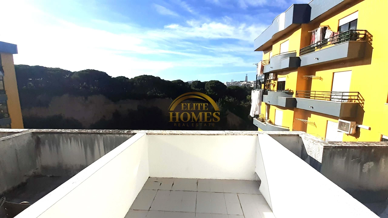 Apartamento T3 para Venda em Laranjeiro e Feijó Foto 29