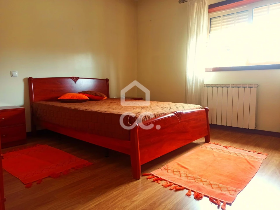 Moradia T3 para Venda em Basto Foto 14