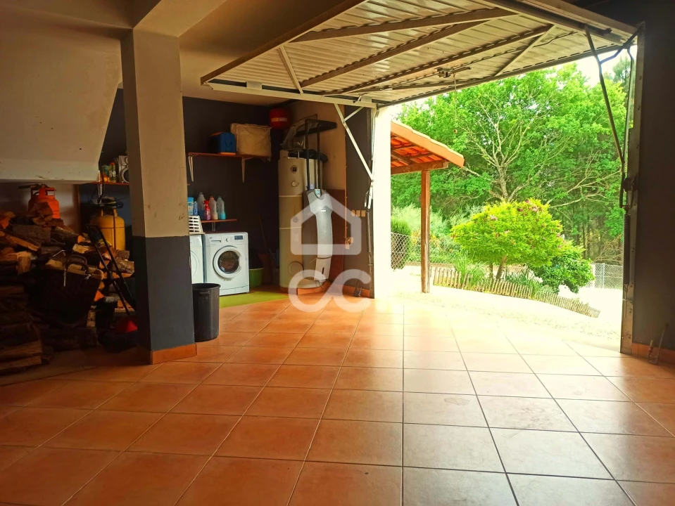 Moradia T3 para Venda em Basto Foto 41