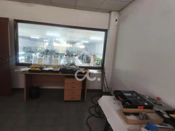 Armazém para Venda em Oliveira (Santa Maria)