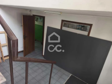 Armazém para Venda em Oliveira (Santa Maria)