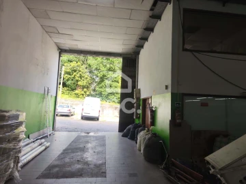 Armazém para Venda em Oliveira (Santa Maria)