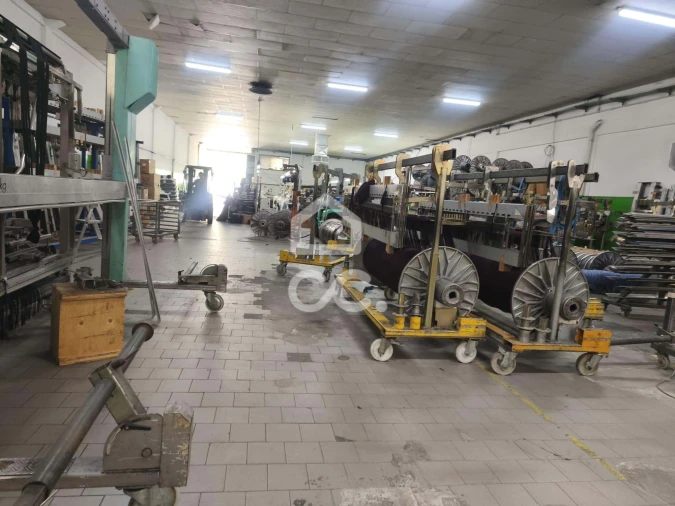 Armazém para Venda em Oliveira (Santa Maria) Foto 13