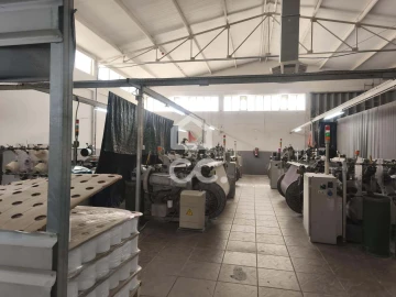 Armazém para Venda em Oliveira (Santa Maria)