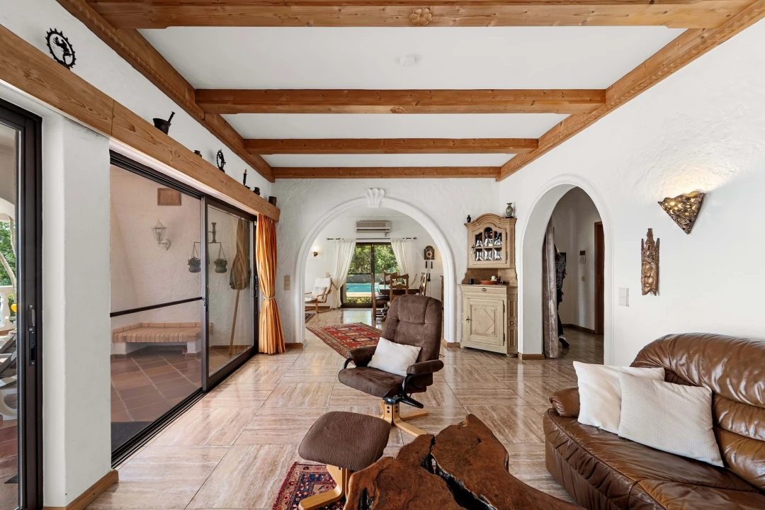 Moradia T4 para Venda em Santa Barbara de Nexe Foto 41