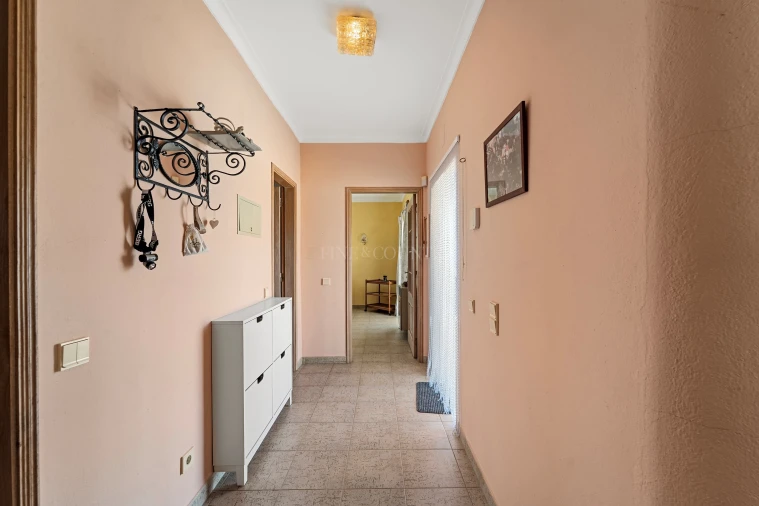 Moradia T4 para Venda em Santa Barbara de Nexe Foto 44