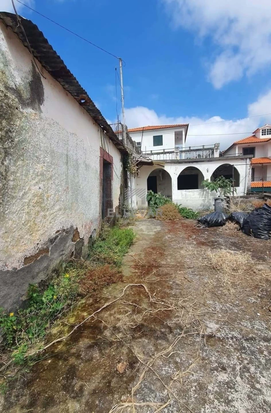 Moradia T3 para Venda em Santo Antonio Foto 3