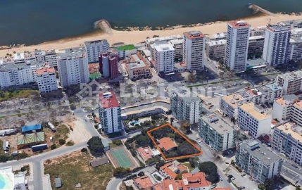 Terreno para Venda em Quarteira