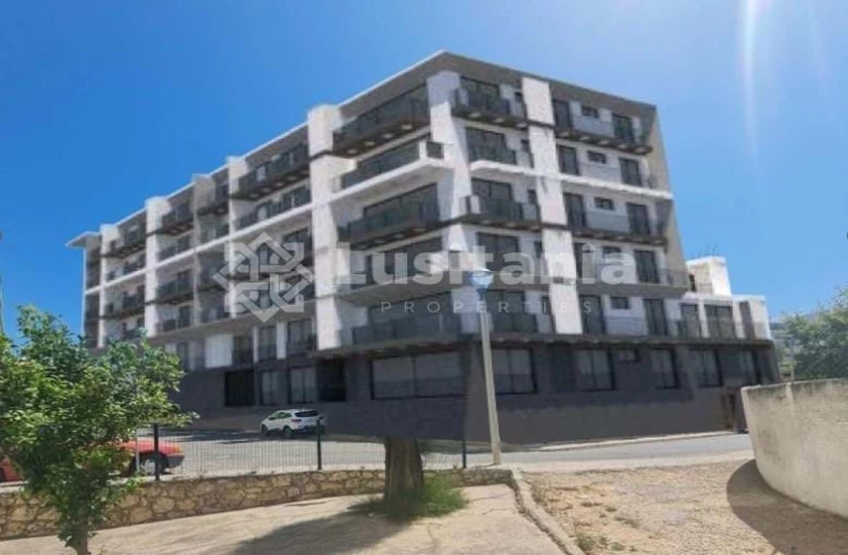 Terreno para Venda em Quarteira Foto 2