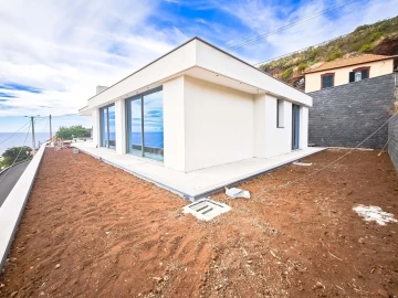 Moradia T3 para Venda em Ribeira Brava