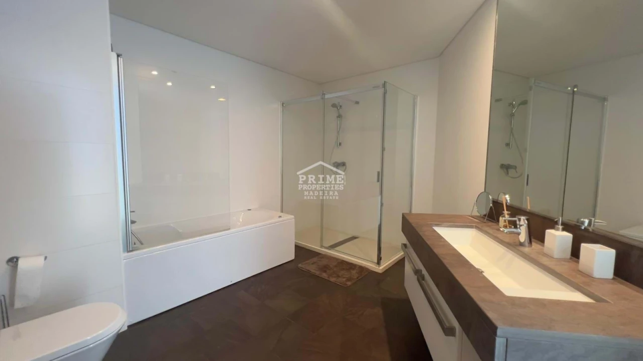 Apartamento T2 para Venda em São Martinho Foto 23