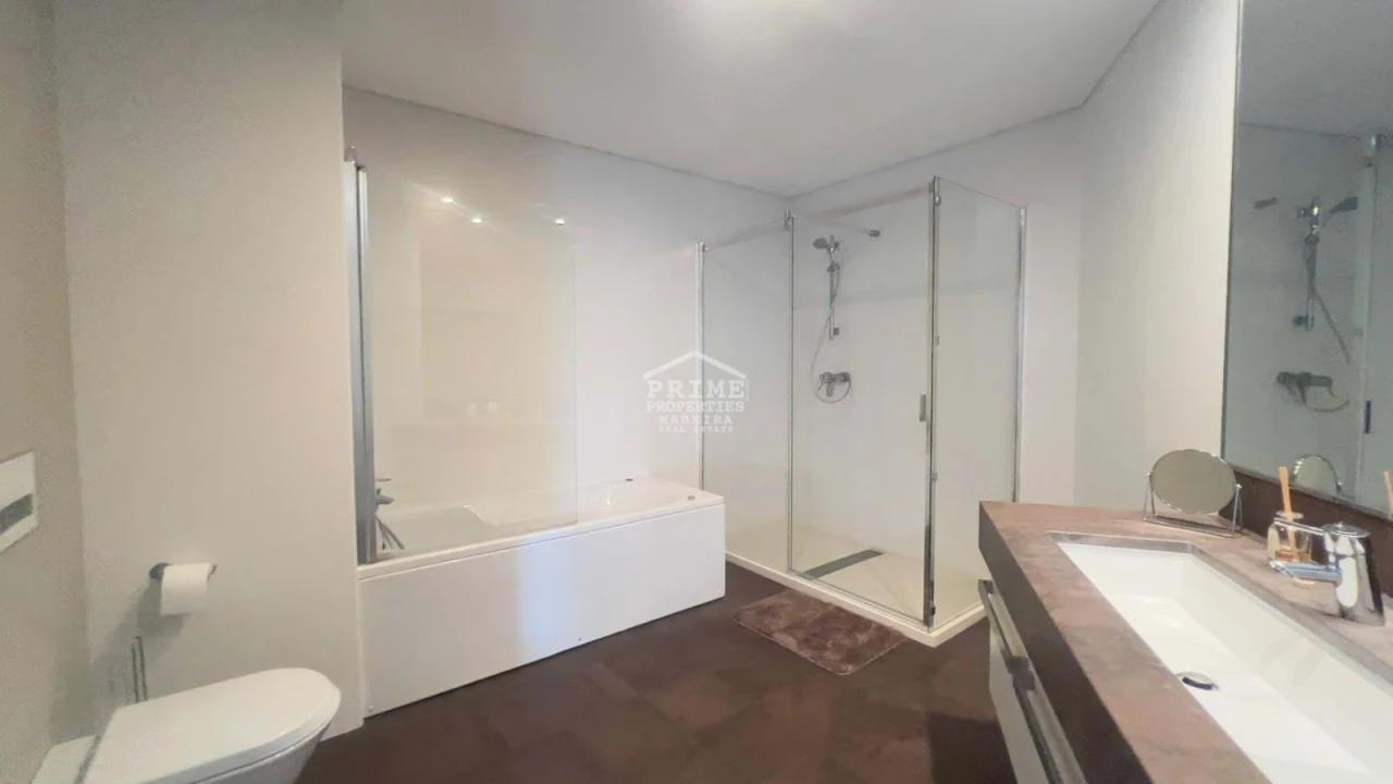 Apartamento T2 para Venda em São Martinho Foto 19