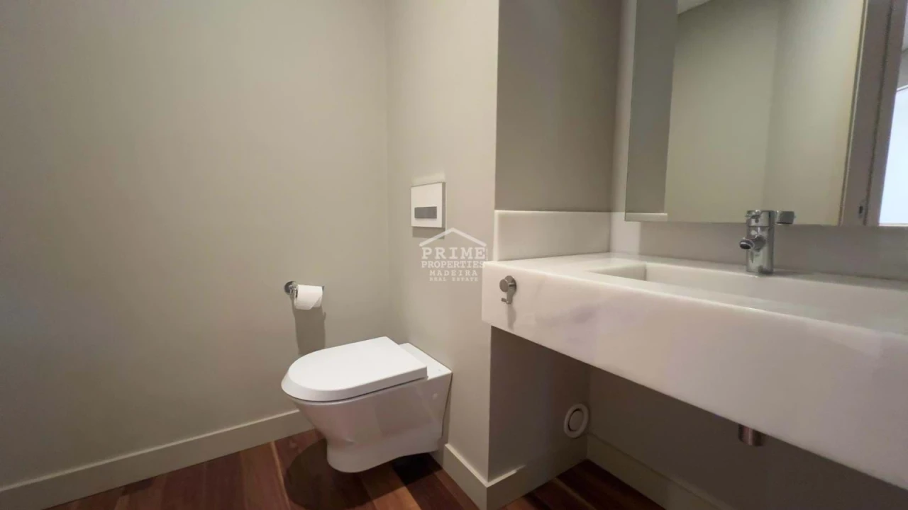 Apartamento T2 para Venda em São Martinho Foto 18