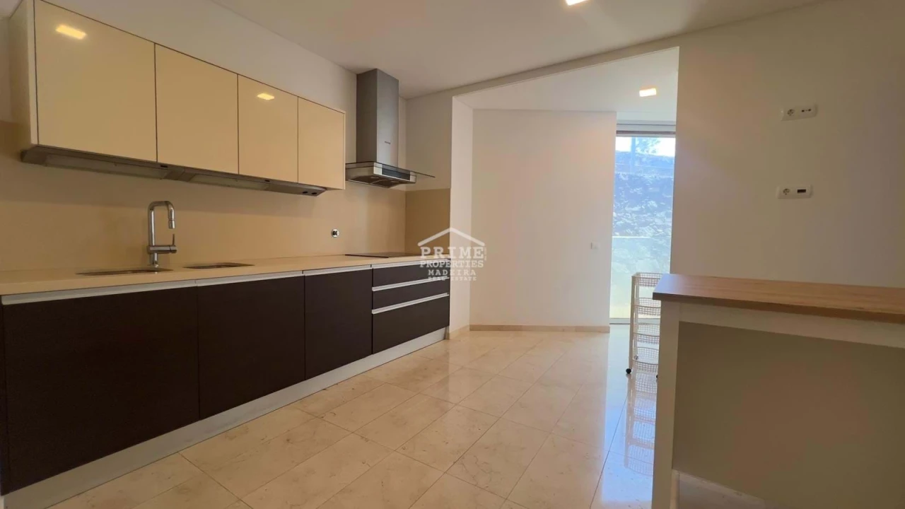 Apartamento T2 para Venda em São Martinho Foto 9