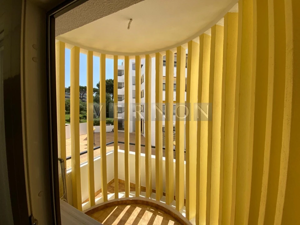 Apartamento T1 para Venda em Quarteira Foto 13