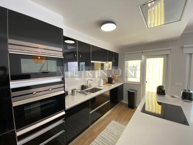 Apartamento T1 para Venda em Quarteira Foto 2