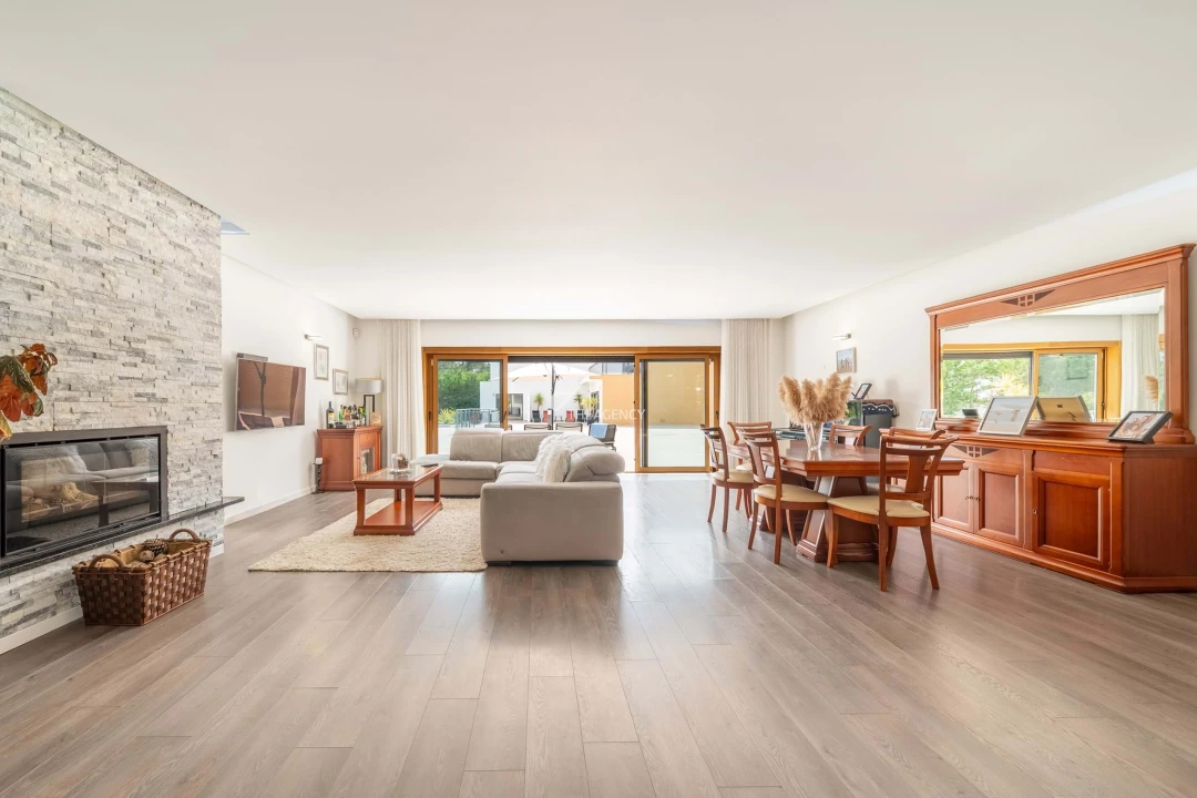 Moradia T4 para Venda em Agualva e Mira-Sintra Foto 26