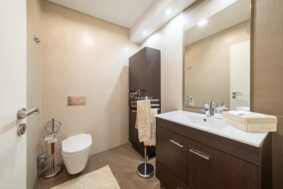 Moradia T4 para Venda em Agualva e Mira-Sintra