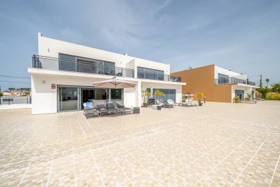 Moradia T4 para Venda em Agualva e Mira-Sintra