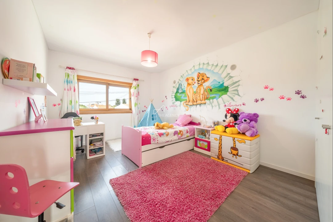 Moradia T4 para Venda em Agualva e Mira-Sintra Foto 15