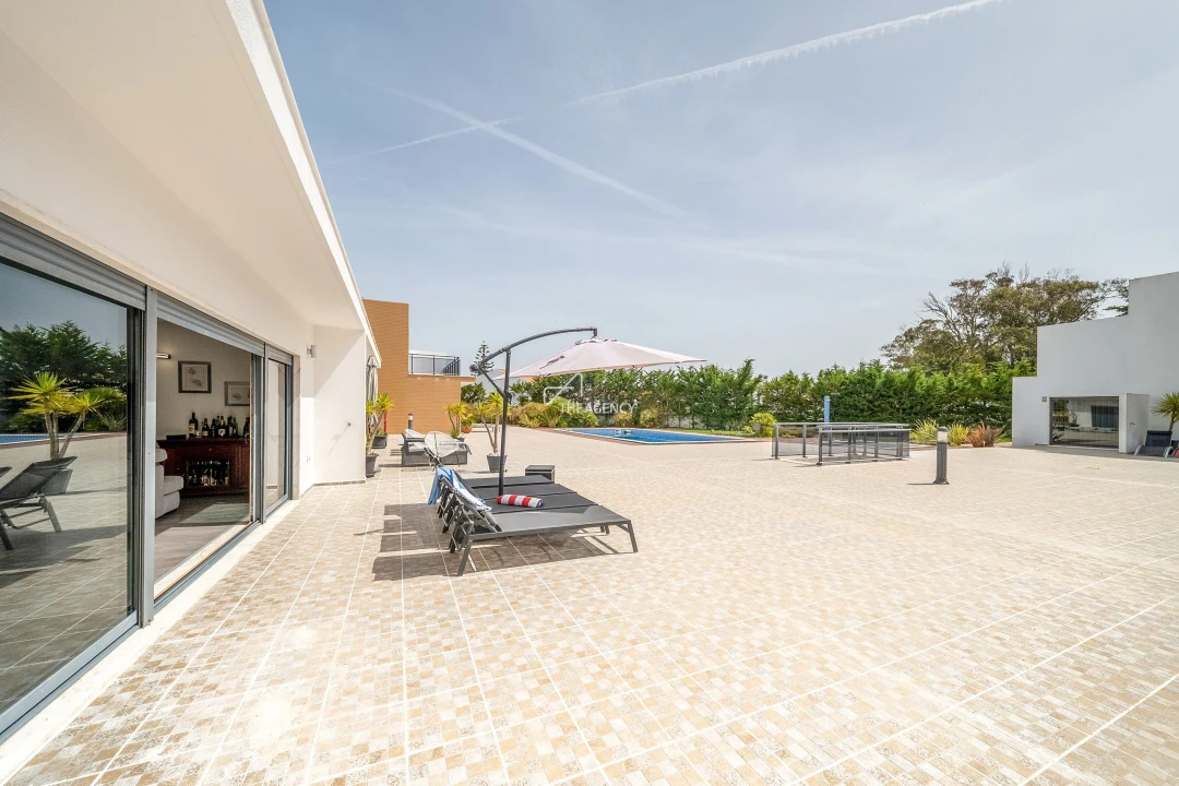 Moradia T4 para Venda em Agualva e Mira-Sintra Foto 29