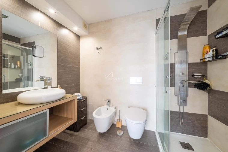 Moradia T4 para Venda em Agualva e Mira-Sintra Foto 21