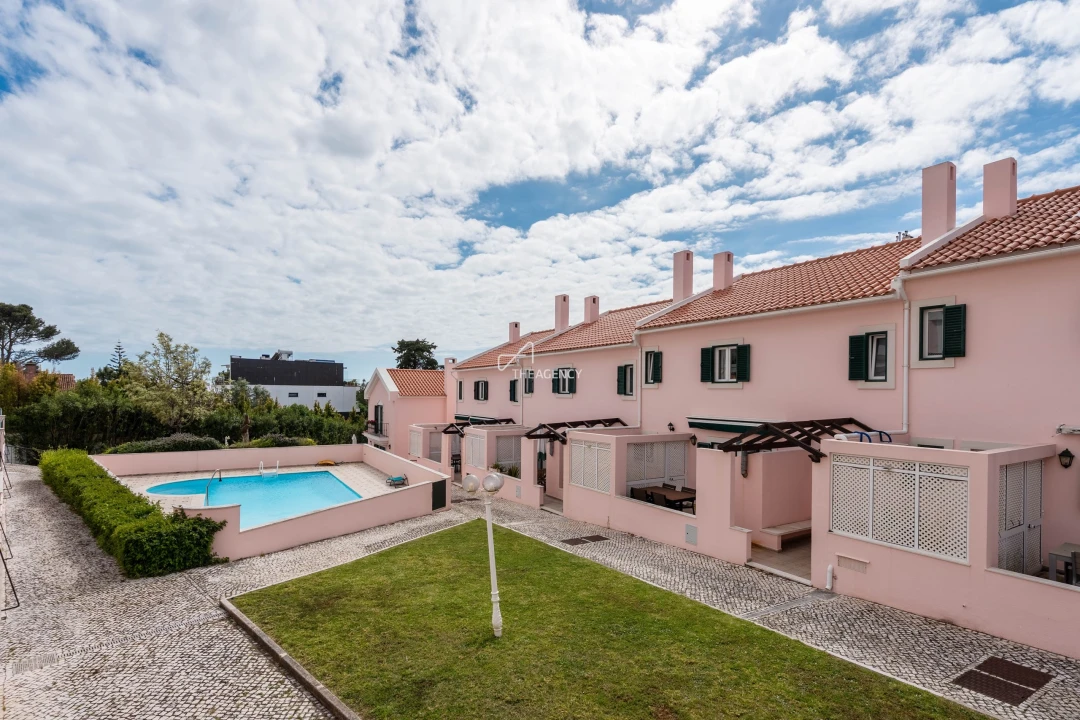 Moradia T3 para Venda em Alcabideche Foto 20