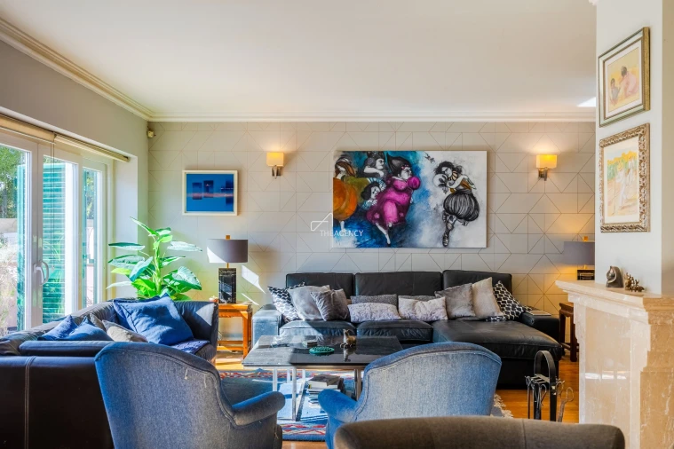 Moradia T3 para Venda em Alcabideche Foto 13