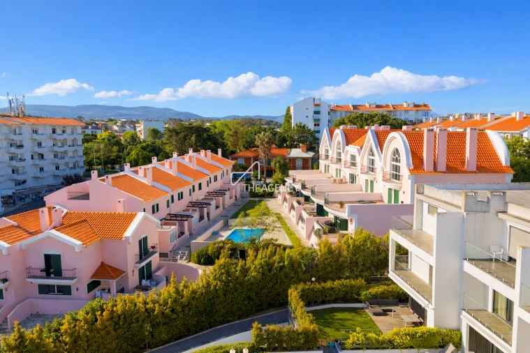 Moradia T3 para Venda em Alcabideche Foto 49