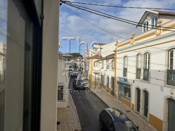 Moradia T4 para Venda em Arruda dos Vinhos