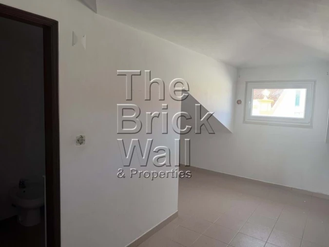 Moradia T4 para Venda em Arruda dos Vinhos Foto 8