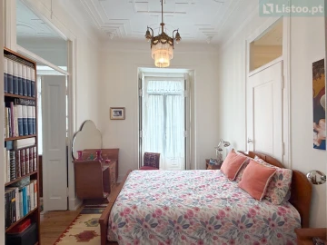 Apartamento T5 para Venda em Arroios