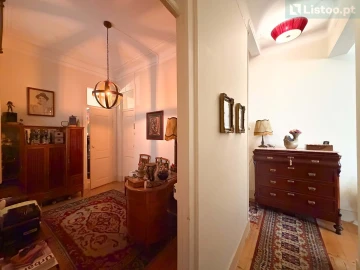 Apartamento T5 para Venda em Arroios