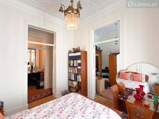 Apartamento T5 para Venda em Arroios Foto 4